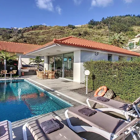 Casa Ines By Lovelystay * Arco da Calheta (Madeira)